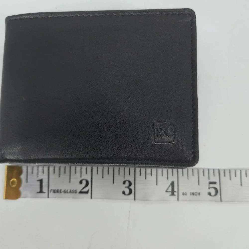 Royal Class Men's Black Genuine Leather Trifold Wallet 8 Card Slots Boxed 4.5 In